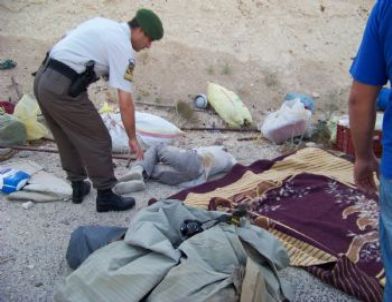 İşçileri Taşıyan Minibüs Şarampole Devrildi: 2 Ölü, 9 Yaralı