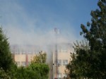 FATİN RÜŞTÜ ZORLU - Kartal’da Okul Yangını