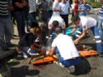 ZUHAL OLCAY - Motosiklet Otomobille Çarpıştı: 1 Ölü