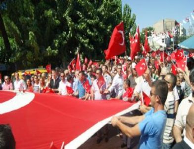 Seferihisar'ın Kurtuluşu İzmir Marşıyla Kutlandı