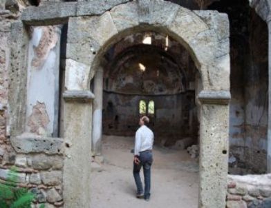 Kumyaka Baş Melekler Kilisesi 1.5 Milyona Metropolite Satıldı