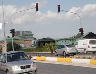 Biga'da Trafik Işıkları Takıldı