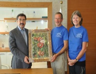 Gölbaşı Hayvan Barınağı'na Uluslararası Destek