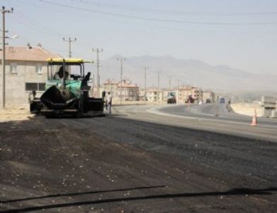 Karaman’da Yollar Genişletiliyor