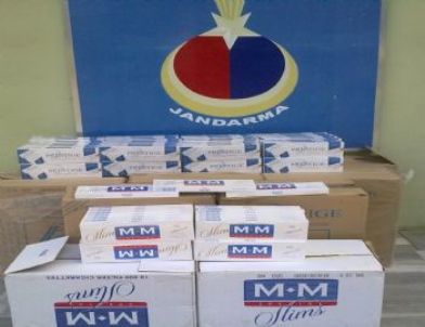 Jandarma Kaçak Sigaraya Geçit Vermiyor