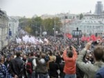 KASPAROV - Rusya’da Muhalefet Yeniden Sokaklarda