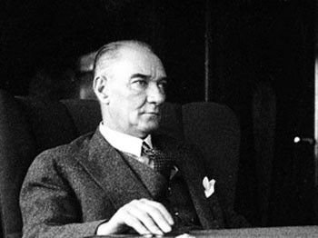 Atatürk'ün gizli vasiyetinde ne var?
