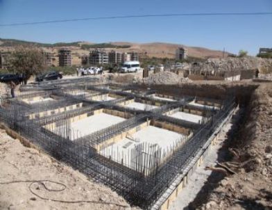 Vali Güvenç, Öğrenci Yurdunun Temelini Attı