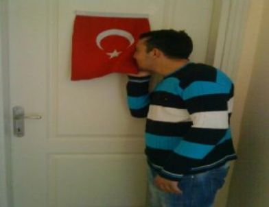 Şehit Uzman Çavuş Hikmet Güler'in Görüntüleri Facebook'ta