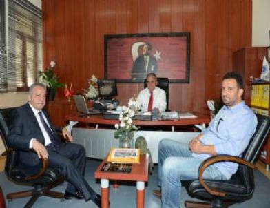 Başkan Böcek, Okulları Ziyaret Etti