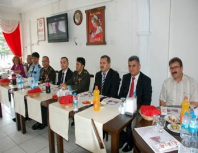 Bozüyük’te Şehit ve Gazi Ailelerine Yemek