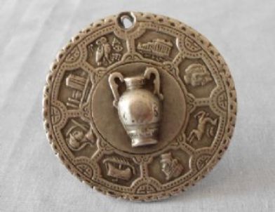 Çanakkale’de Tarihî Gümüş Madalyon Ele Geçirildi