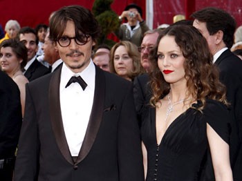 Johnny Depp'ten Paradis'e 4.4 milyon dolarlık ev