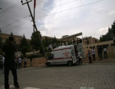 Hasta Taşıyan Ambulans Otomobil İle Çarpıştı, 7 Kişi Yaralandı