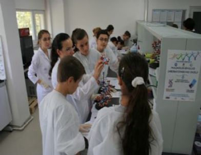 Urlalı Öğrenciler, Mobilyo Projesine Katıldı