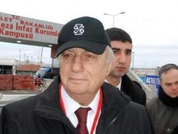 Balyoz davasından hüküm giyen Or'ların rütbeleri sökülecek