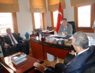 CHP’den Türközen’e Takdir