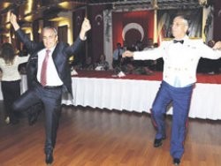 Zeybekçi paşanın Balyoz isyanı