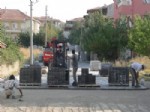 KANALİZASYON ÇALIŞMASI - Sungurlu’da Parke ve Bordür Çalışmaları Devam Ediyor