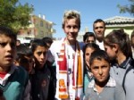 HASAN ALİ YÜCEL - Galatasaraylı Basketbolculardan Vanlı Çocuklara Moral
