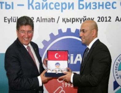 Kayserili İşadamları Kazakistan’a Çıkarma Yaptı