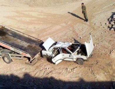 Otomobil Şarampole Uçtu: 3 Yaralı