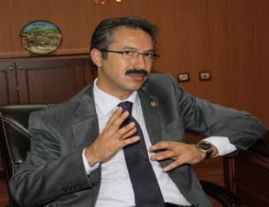 Ünal: 'Fırsatlar Ülkesiyiz”