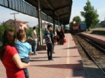 TREN SEFERLERİ - Zonguldak-Karabük Hattı Tren Seferleri Kaldırıldı