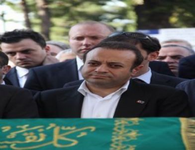 Bağış'ın Acısına Bakan Çelik ve Yıldırım Da Ortak Oldu