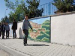 FEHMI ALAYDıN - Bitlis'in Tarihi Eserleri Duvarlara Çiziliyor