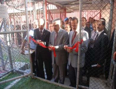 Cezaevine Halı Saha