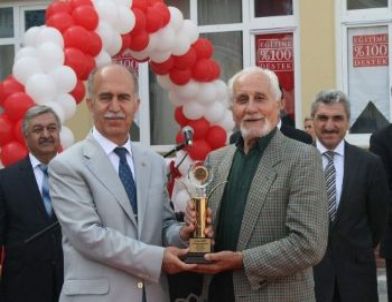 Bursa'da Bir Hayırsever Okul Yaptırmaya Karar Verdi