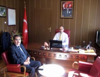 ÇEDAŞ Genel Müdürü Gemerek Kaymakamını Ziyaret Etti