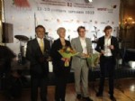 ALI KAVAK - Narenciye Tanıtın Grubu, Moskova'daki Fuarda En Güzel Stant Ödülü Aldı