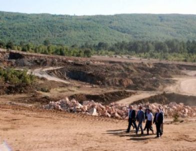 Vali Akpınar, Selöz'de Gölet İnşaatını İnceledi
