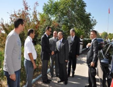 Vali Kolat'ın Kamu Kurum Ziyaretleri Sürüyor