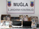 Bodrum'da Kaçak Cd ve Dvd Operasyonu