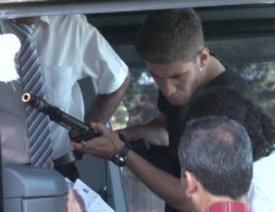 Bomba İhbari Yapılan Otobüste Av Tüfeği Bulundu