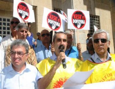 Kesk Adana Bileşenlerinden Kck Protestosu