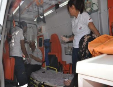 Elbistan'da Trafik Kazası: 2 Yaralı