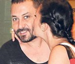 KURTKÖY - Eşiyle düğüne, sevgilisiyle tatile gitti ama...