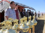MAHMUTHAN ARSLAN - Ağrı'da Düzenlenen Mahalli At Yarışları Büyük Çekişmeye Sahne Oldu