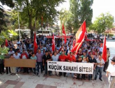 Bilecik Esnafı Şehitler İçin Yürüdü