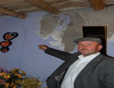 Taşocakları 5 Mahalleyi Tehdit Ediyor