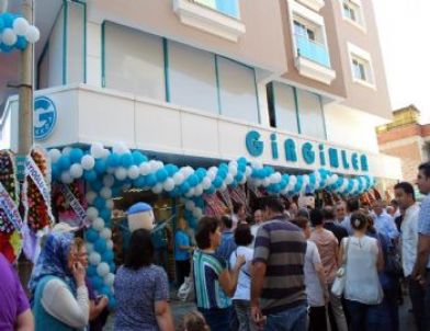 Girginler Market Salihli’de Üçüncü Şubesini Açtı