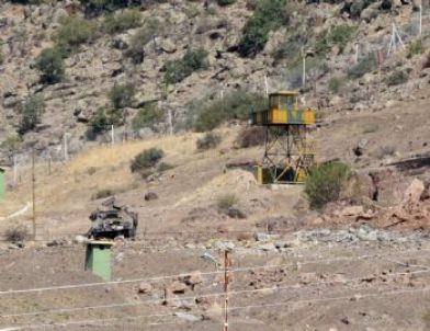 Orgeneral Necdet Özel Patlama Bölgesinde