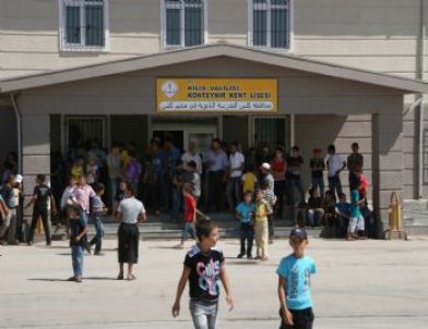 Suriyeliler Konteynır Kentte Hayata Tutundular