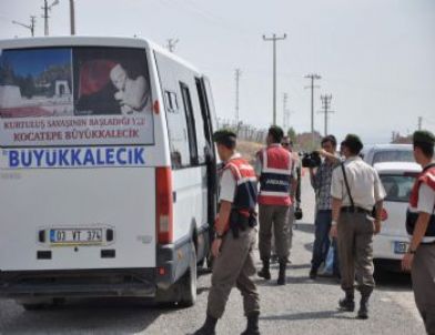 İş Makineleri Patlama Alanına Girdi