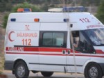 YARALI ASKER - Kışlaya Getirilen Yaralı Asker Fenalaşınca Tekrar Hastaneye Kaldırıldı