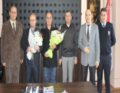 Alaşehir Emniyet Müdürü Taşcı'dan Gazetecilere Jest